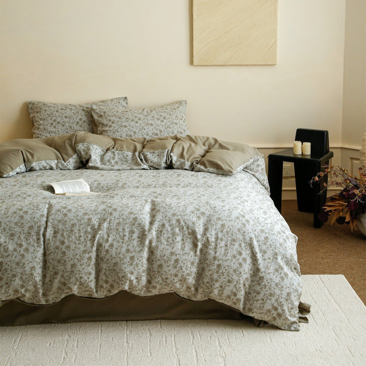 Breathable Organic Cotton Pinstripe Botanical Duvet Cover & Sham Set