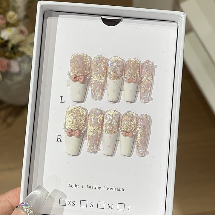 Decorative 3D Nail Art Press-On Set Stornfield