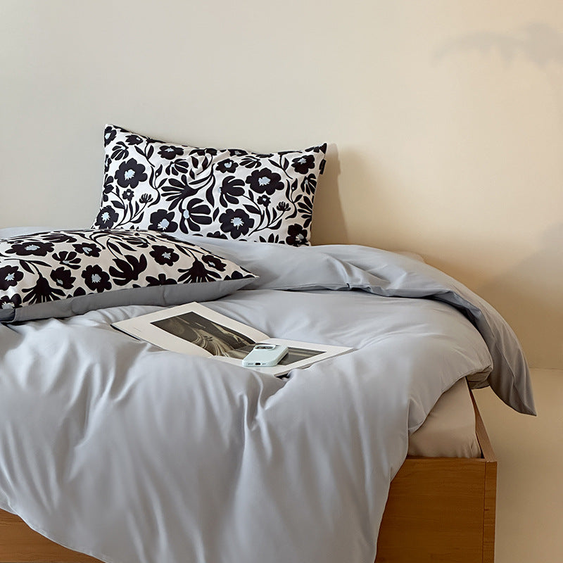 Reversible cotton satin duvet cover set with geometric square jacquard and concealed zipper