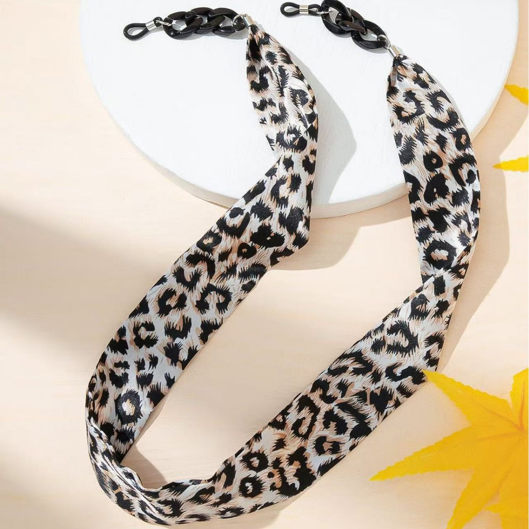 Chic Animal Print Eyewear Chain Stornfield