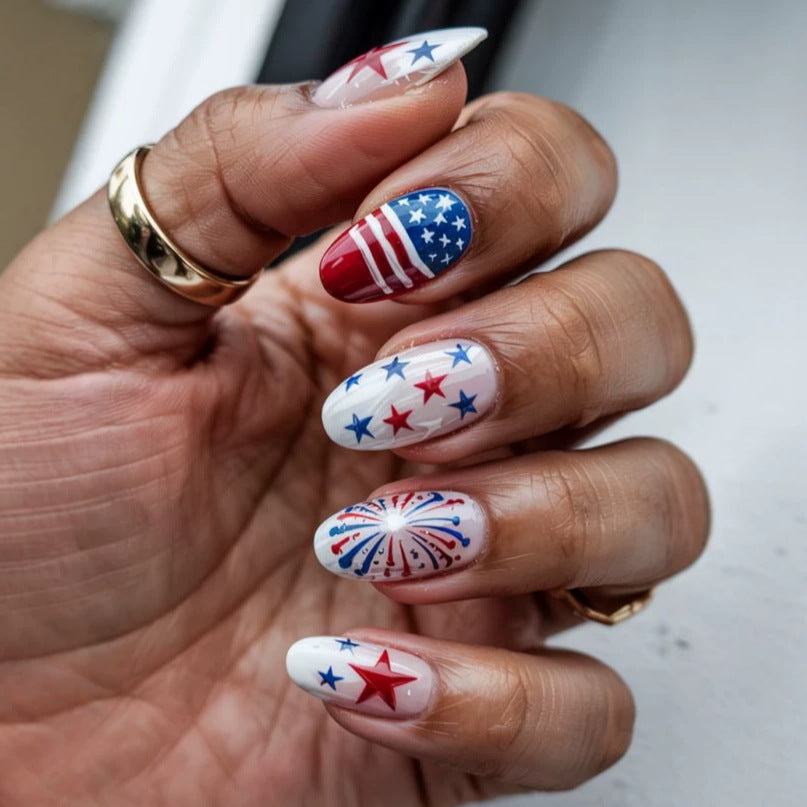 Art nails with patriotic designs Stornfield