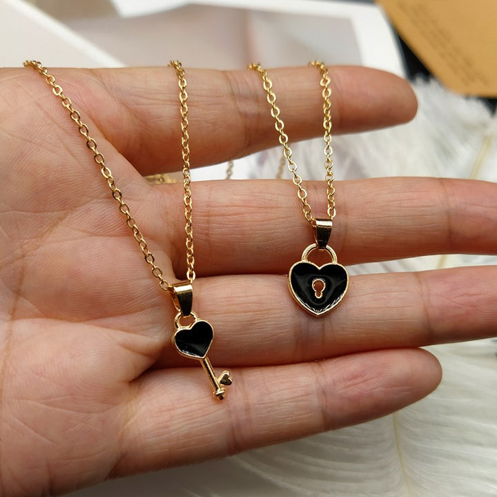 Heart-Shaped Pendant Necklace Set Stornfield