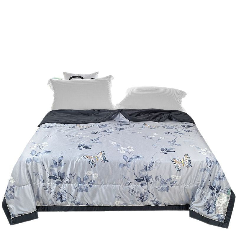 Luxurious Silky Quilt Set Stornfield