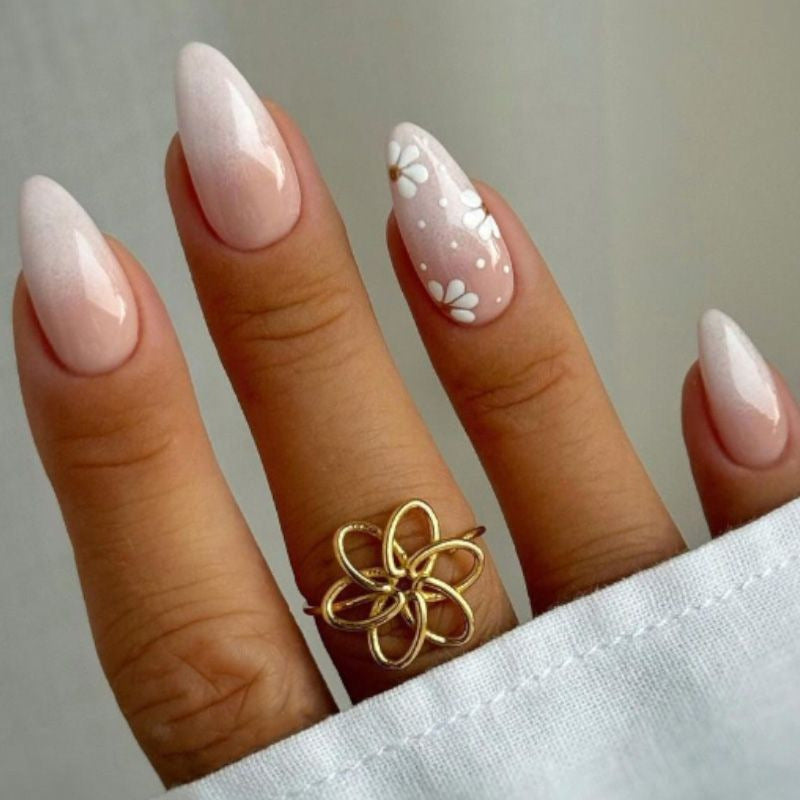 Artificial nails with modern night motif Stornfield