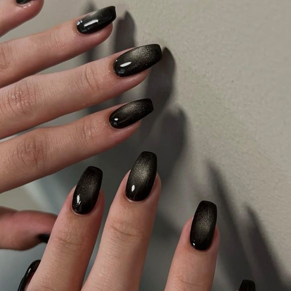 Artificial Nails in Elegant High Gloss Finish Stornfield