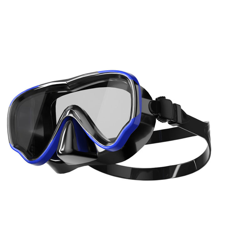 Diving mask with anti-fog technology and wide field of vision Stornfield