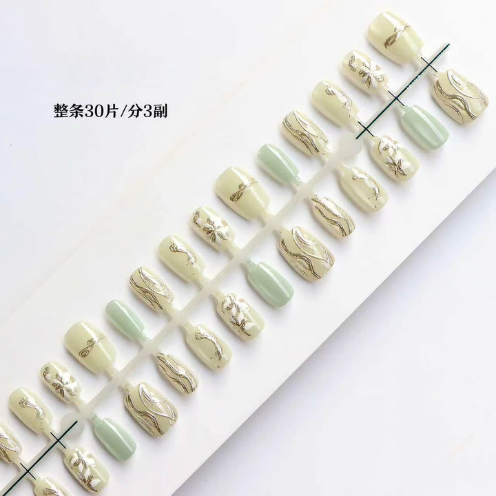 Elegant Decorative Press-On Nail Set Stornfield