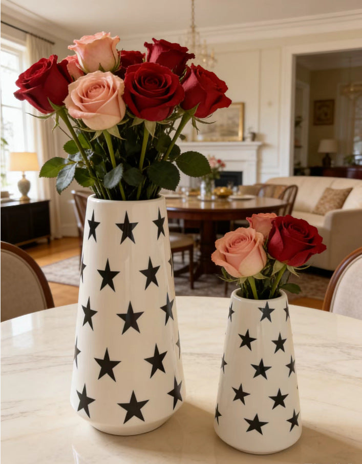 Chic Checkerboard Pattern Ceramic Vase Stornfeild