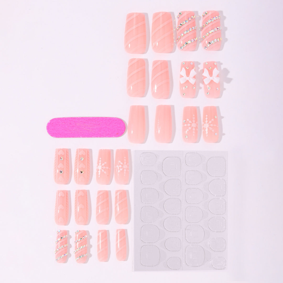 Art Nail Set with elaborate decorations Stornfield