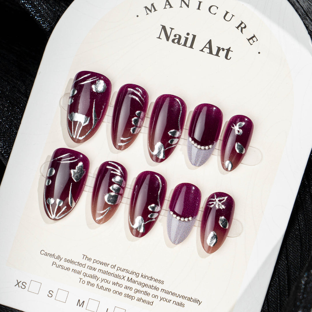 Elegant Press-On Nail Art Set with Silver Accents Stornfield