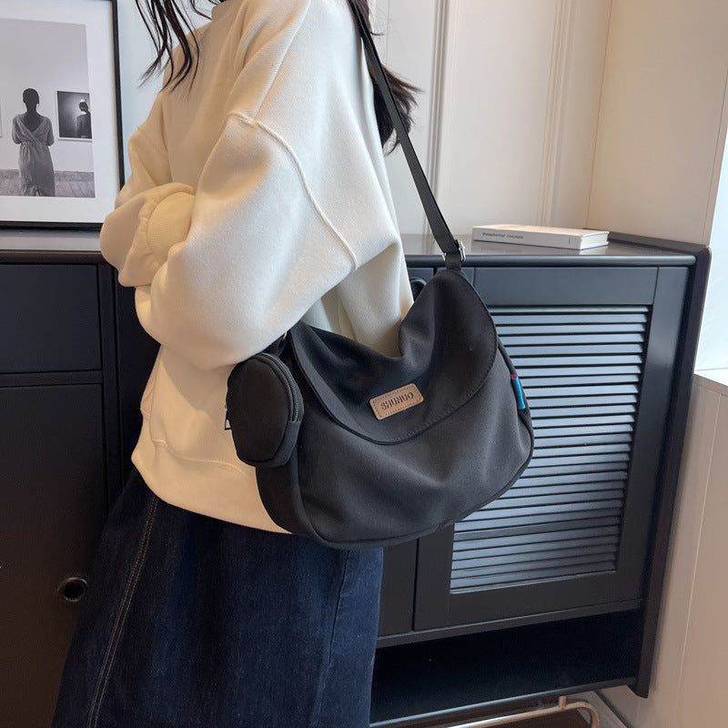 Everyday-friendly shoulder bag Stornfield
