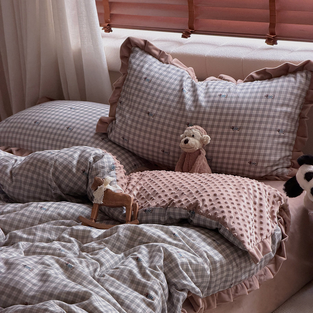 Ruffled Gingham Cotton Duvet Cover Set with Embroidered Motif and Pillow Shams