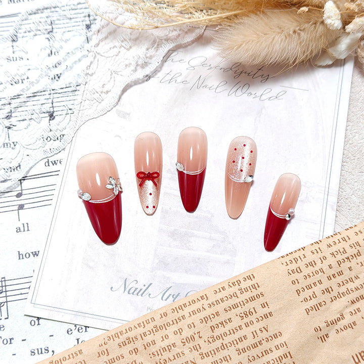 Elegant and Festive Artificial Nails Stornfield