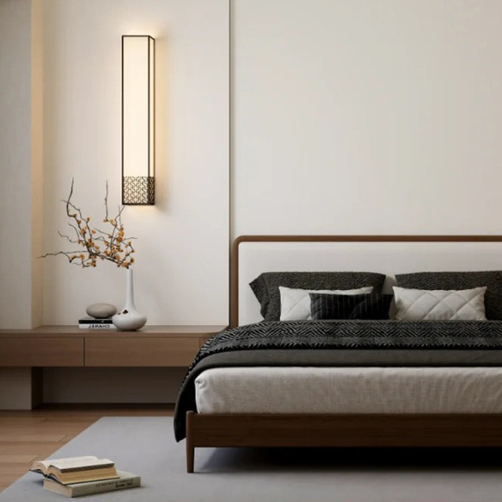 Elegant Geometric Wall Light Fixture