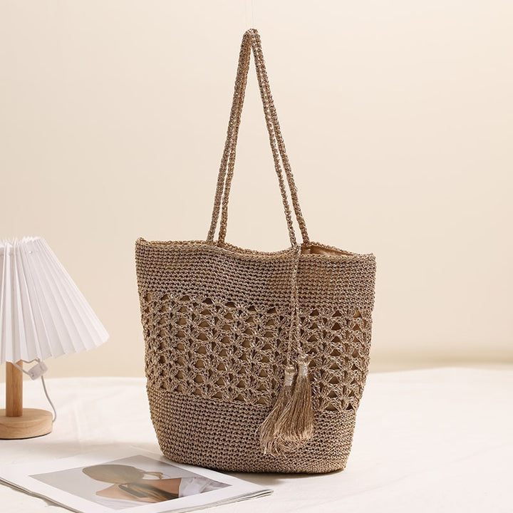 Crocheted tote bag with elegant tassels Stornfield
