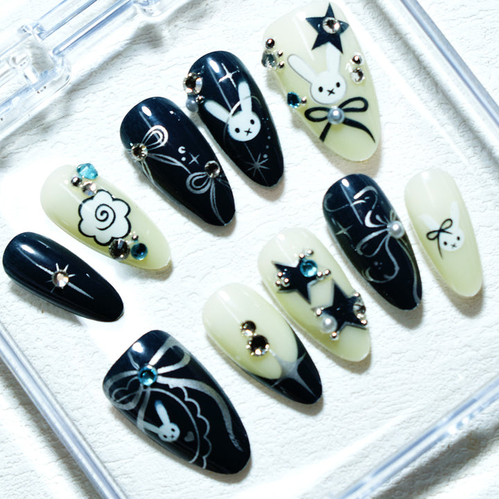 Artistic Themed Press-On Nails Stornfield