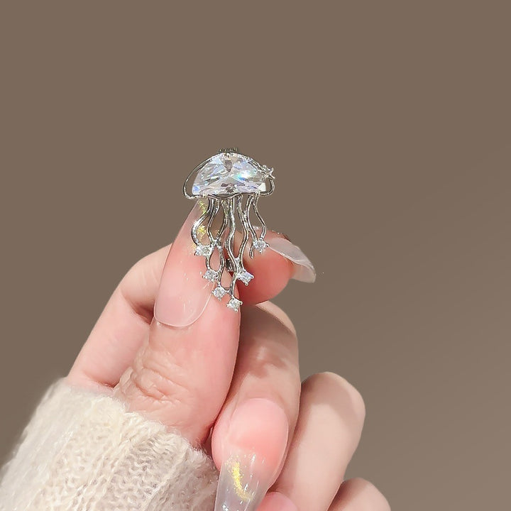 Elegant jellyfish brooch with sparkling crystals Stornfield