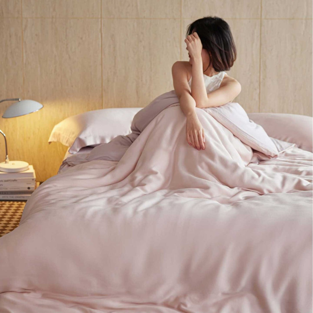 Silky-gloss premium bedding set made of cotton satin