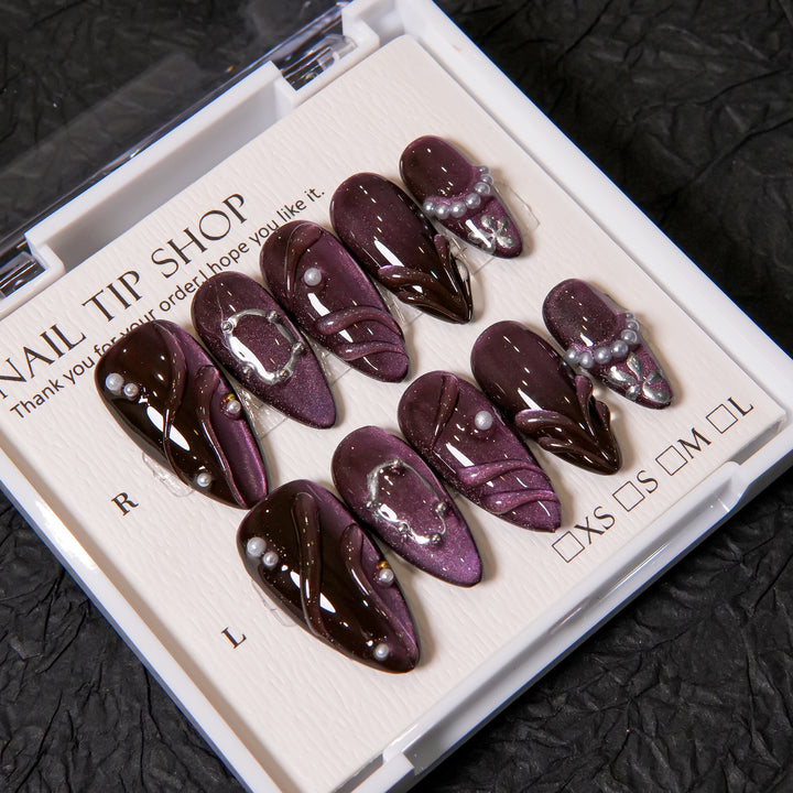 Elegant Press-On Nail Art Set with Pearl Accents
