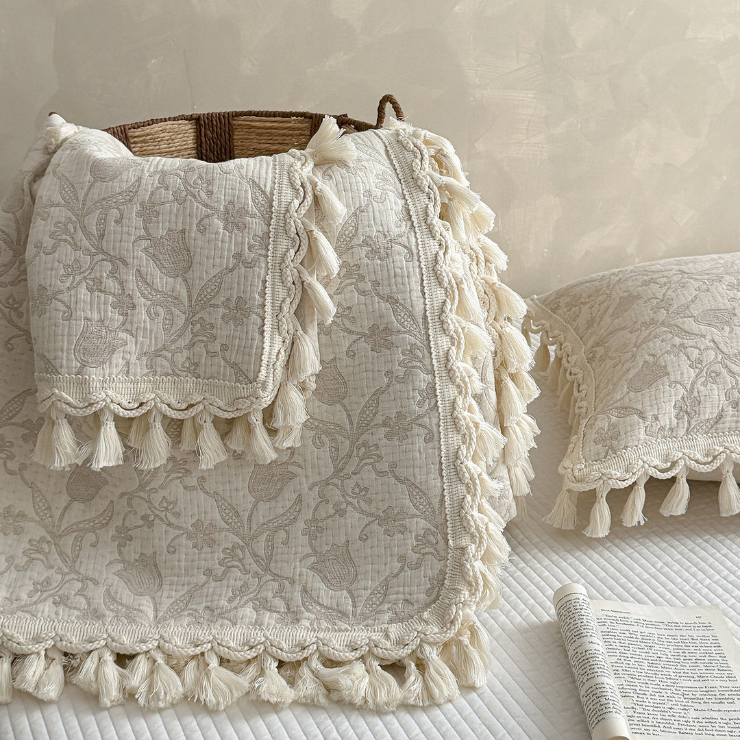 Quilted Cotton Jacquard Tassel Bedspread and Pillow Sham Set