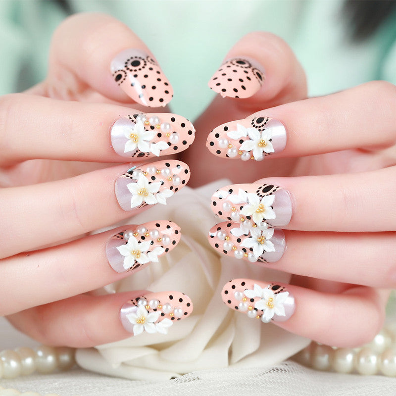 Floral-Embellished Press-On Nail Art Set