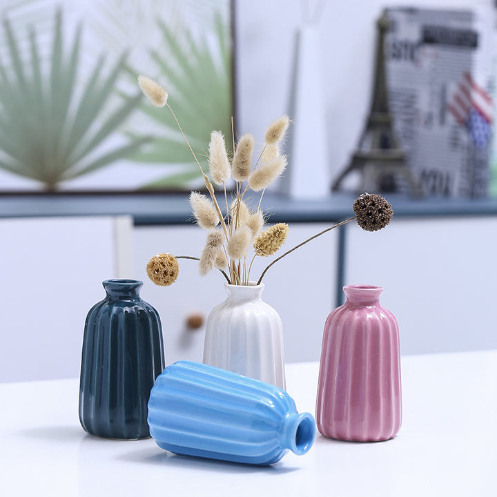 Ribbed Ceramic Bud Vase Stornfeild