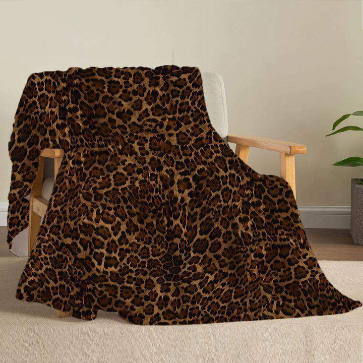 Luxurious Leopard Print Fleece Blanket