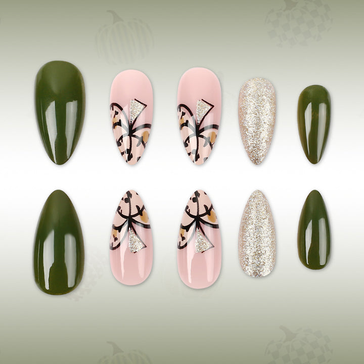 Elegant Seasonal Nail Art Set Stornfield