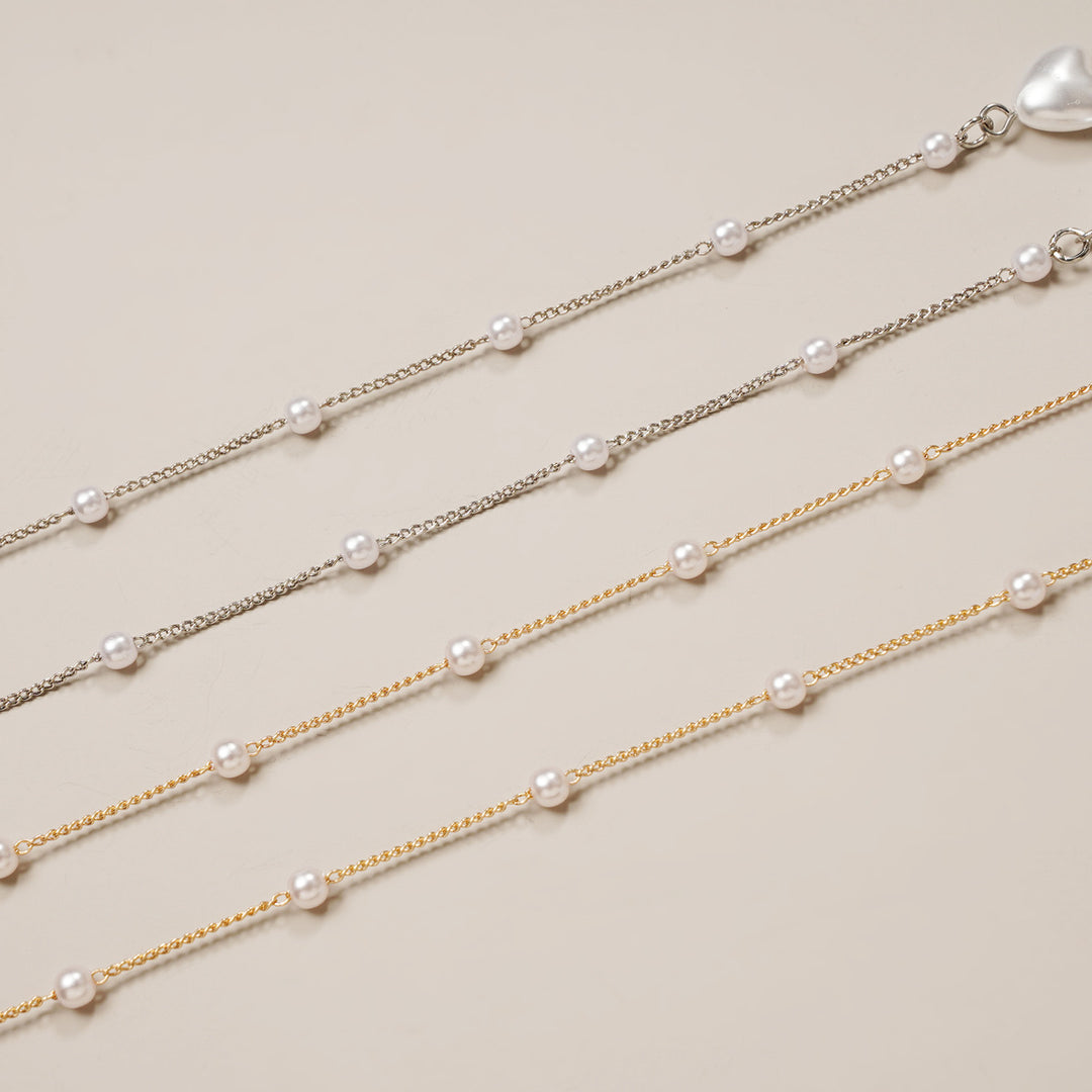 Elegant Heart-Shaped Pearl Chain Stornfield