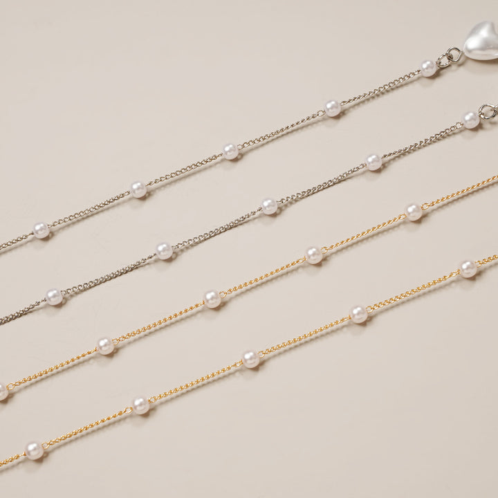 Elegant Heart-Shaped Pearl Chain Stornfield