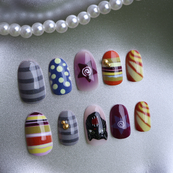 Artificial nails with creative patterns and unique details Stornfield