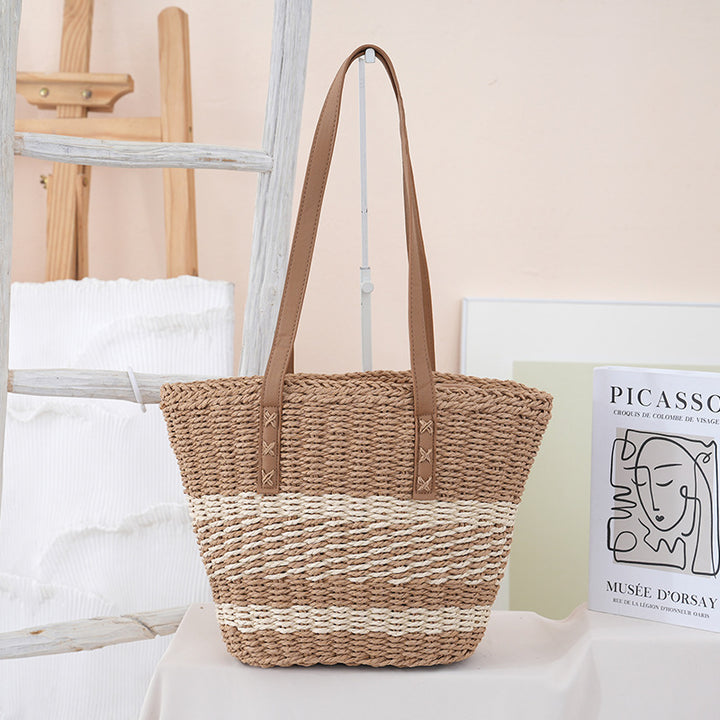 Handwoven beach bag with leather handles Stornfield
