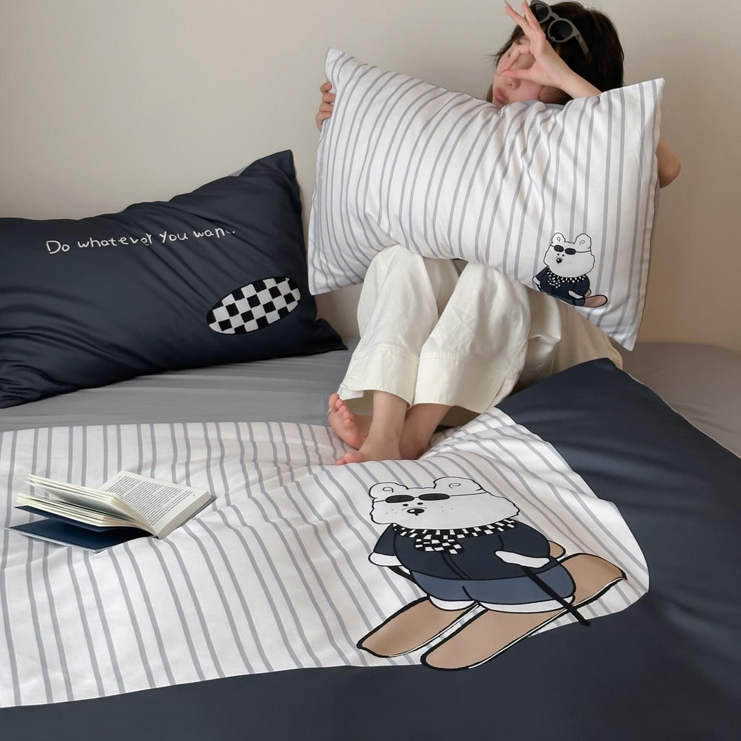 Bedding set made of cotton satin with teddy bear and breakfast print