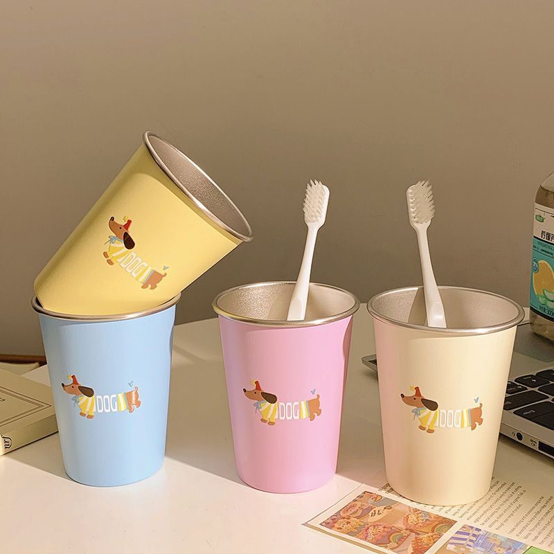 Toothbrush Holder in Modern Dog Design Stornfield