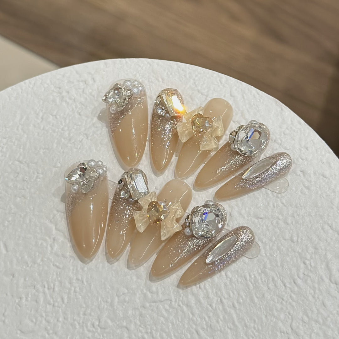 Stylish Decorative Press-On Nail Art Set