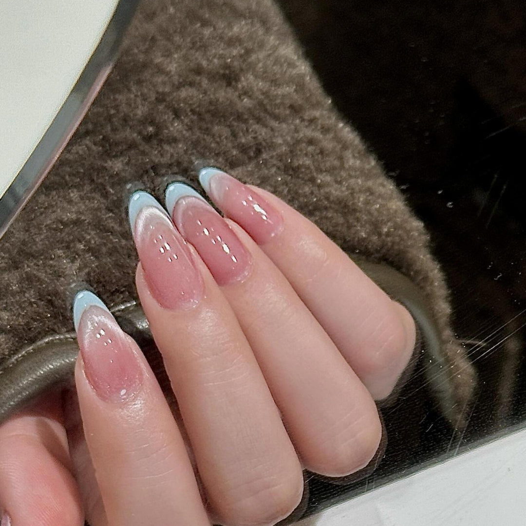 Artificial nails with elegant tip design Stornfield