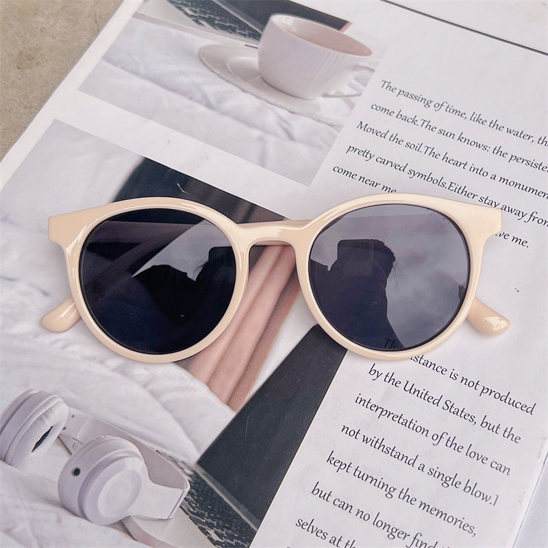 Chic Retro Round Frame Sunglasses Stornfield