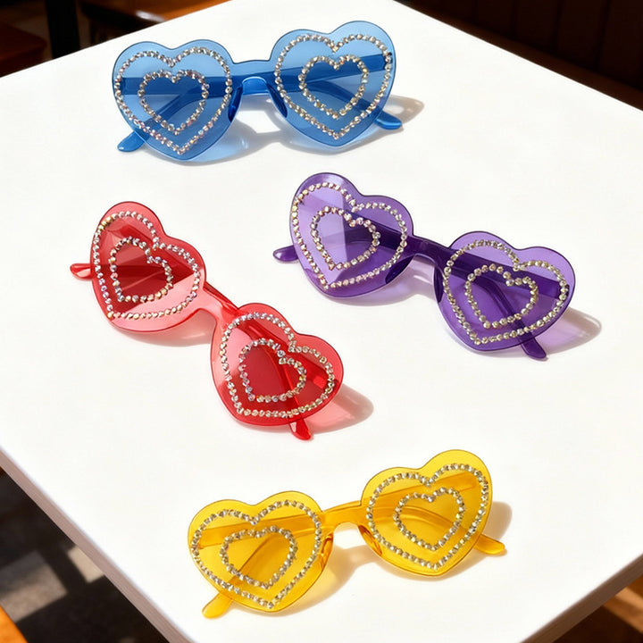 Rhinestone-Embellished Heart-Shaped Sunglasses Stornfield 1787141238
