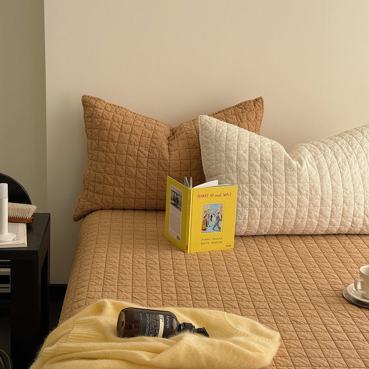 Quilted Velvet Cotton Bedspread Set with Diamond Stitch Pillow Shams