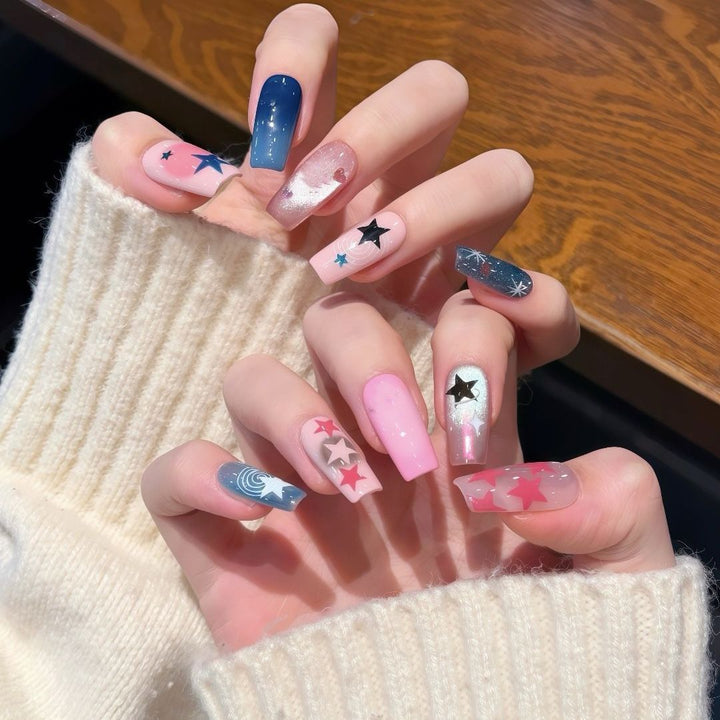 Whimsical Bear-Themed Press-On Nail Art Kit Stornfield