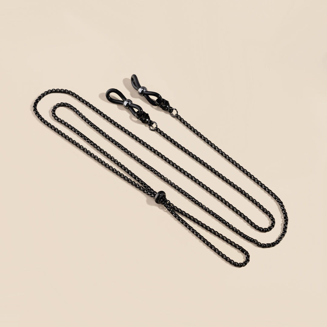 Sleek Chain Eyewear Holder Stornfield