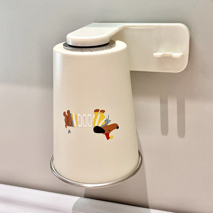 Wall cup holder with creative animal motif Stornfield