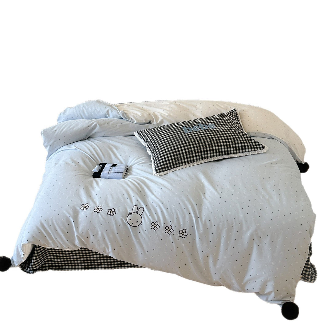 Children's bedding set with embroidered rabbit motif, checkered pillow and pom-pom