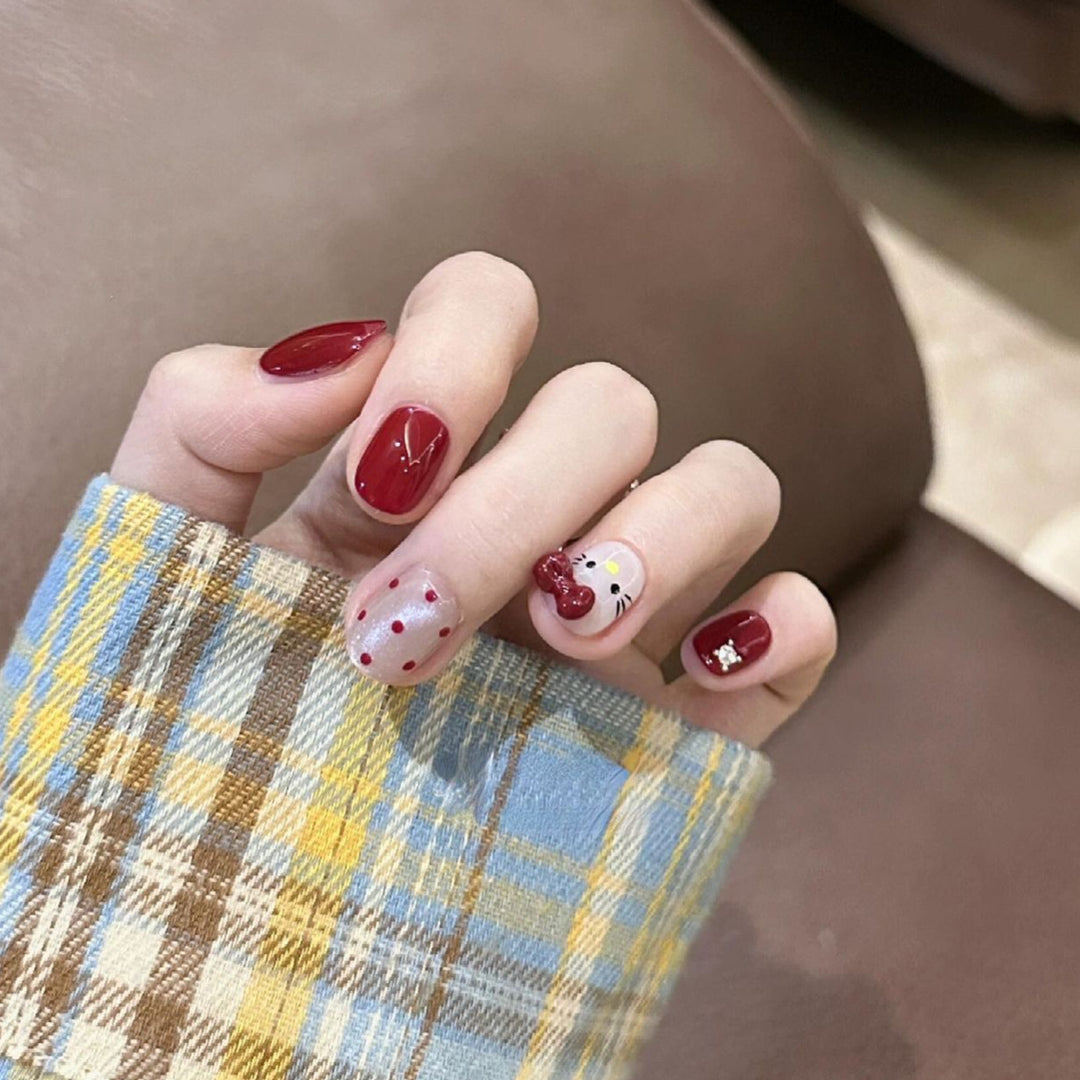 Artificial nail set with playful designs Stornfield