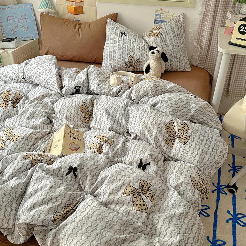 Floral Patterned Quilted Duvet Cover