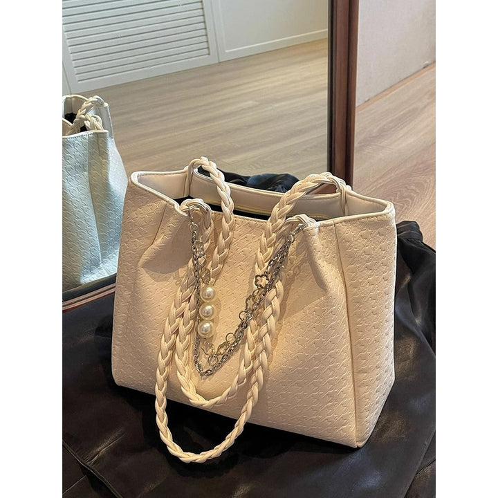 Luxurious Textured Handbag Stornfield