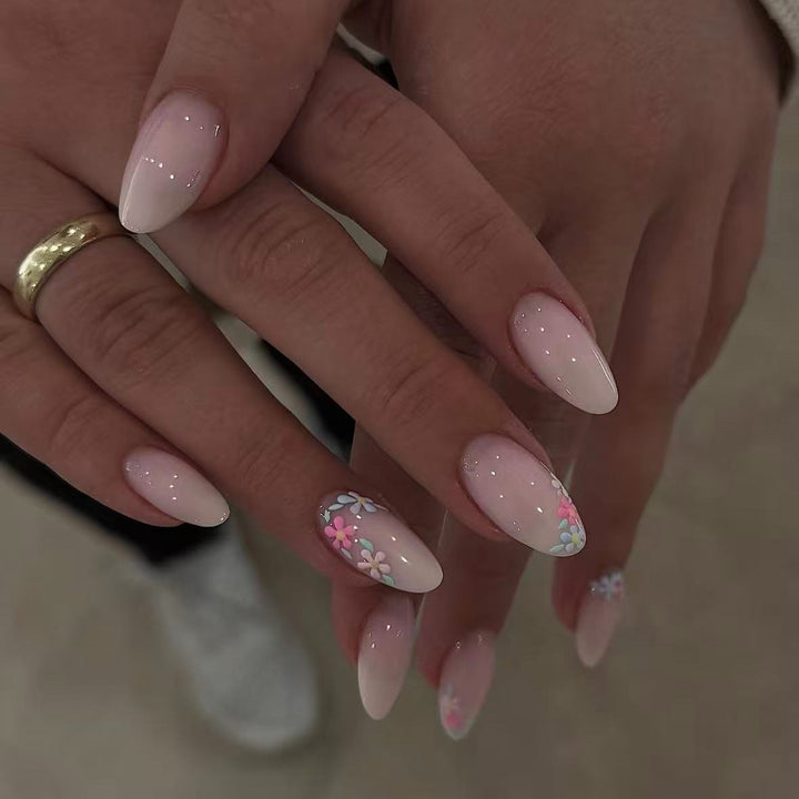 Artificial nail set with delicate floral pattern and glossy finish Stornfield