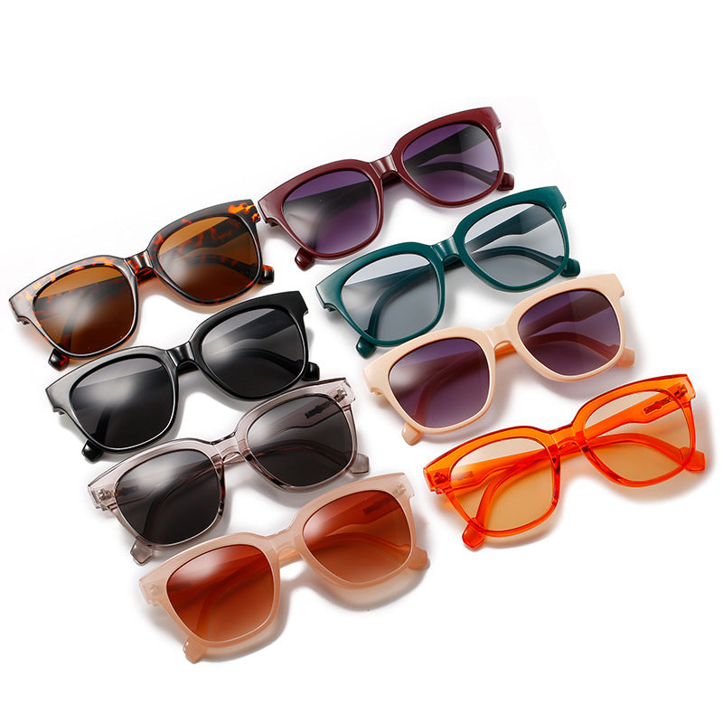 Elegant Oversized Square Sunglasses Stornfield