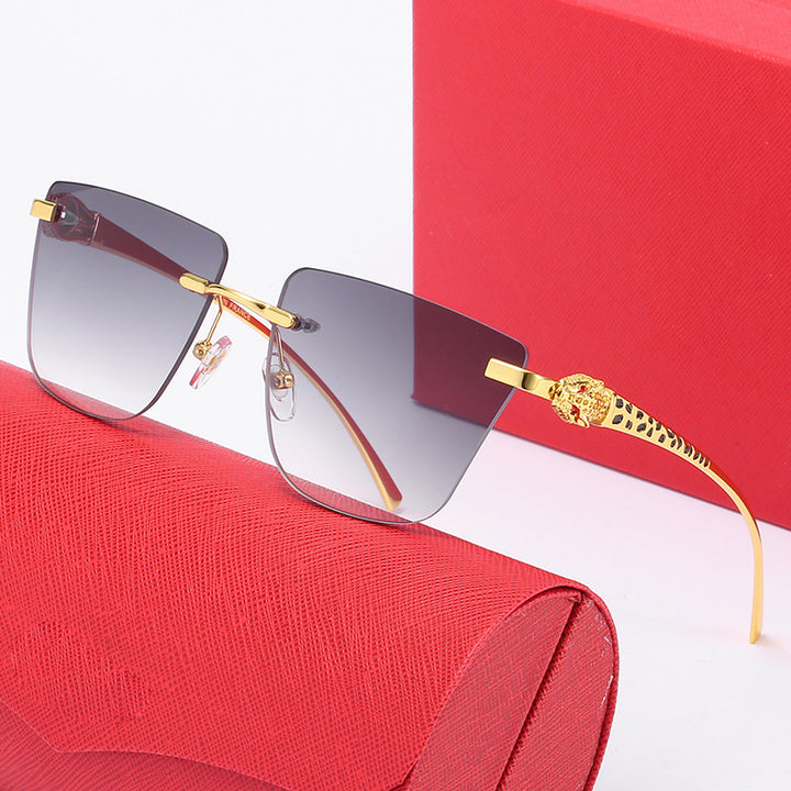 Women's Geometric Sunglasses with Elegant Gold-Colored Detail Stornfield