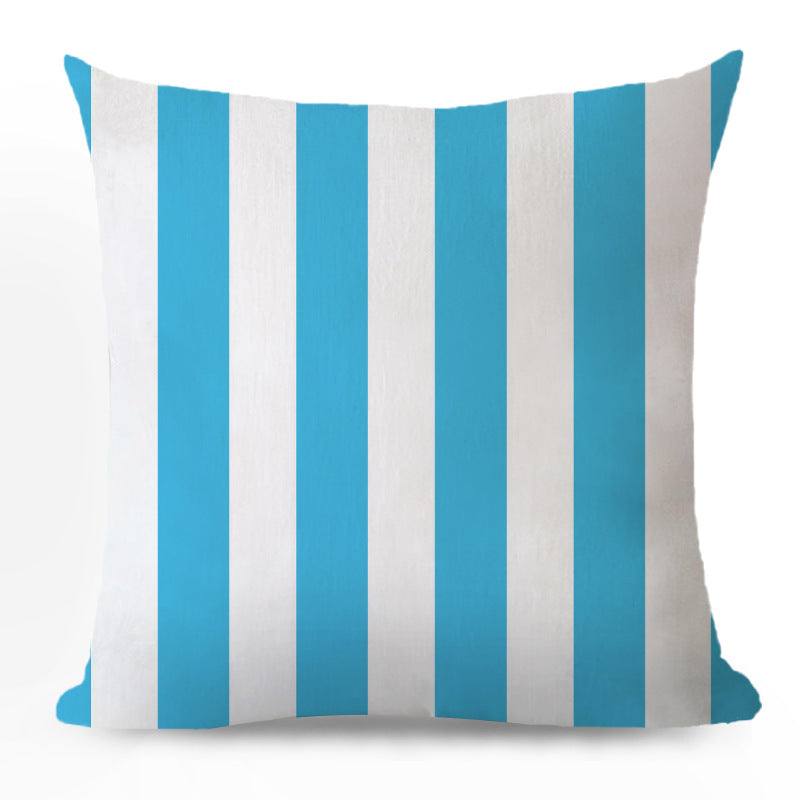 Decorative cushion with zigzag pattern from